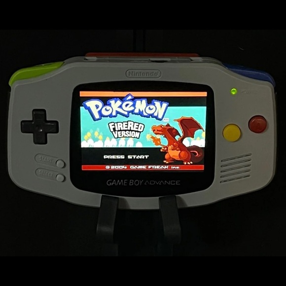 Gameboy Advance Famicom Custom LCD Mod. - Picture 3 of 10